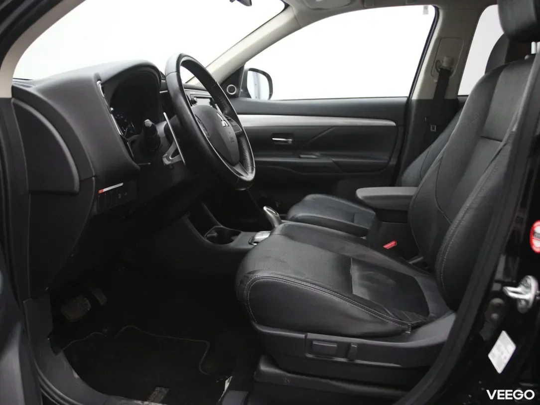 Mitsubishi Outlander 2 149kW