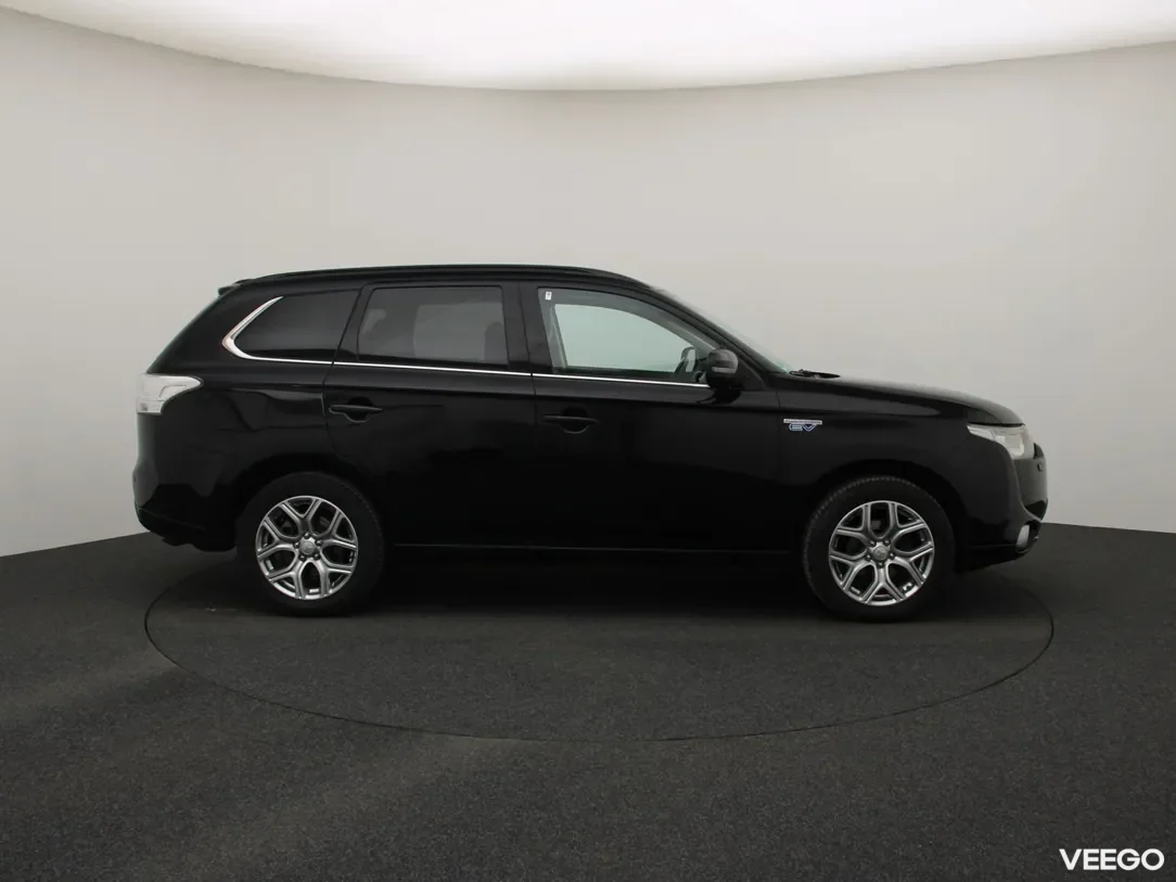 Mitsubishi Outlander 2 149kW