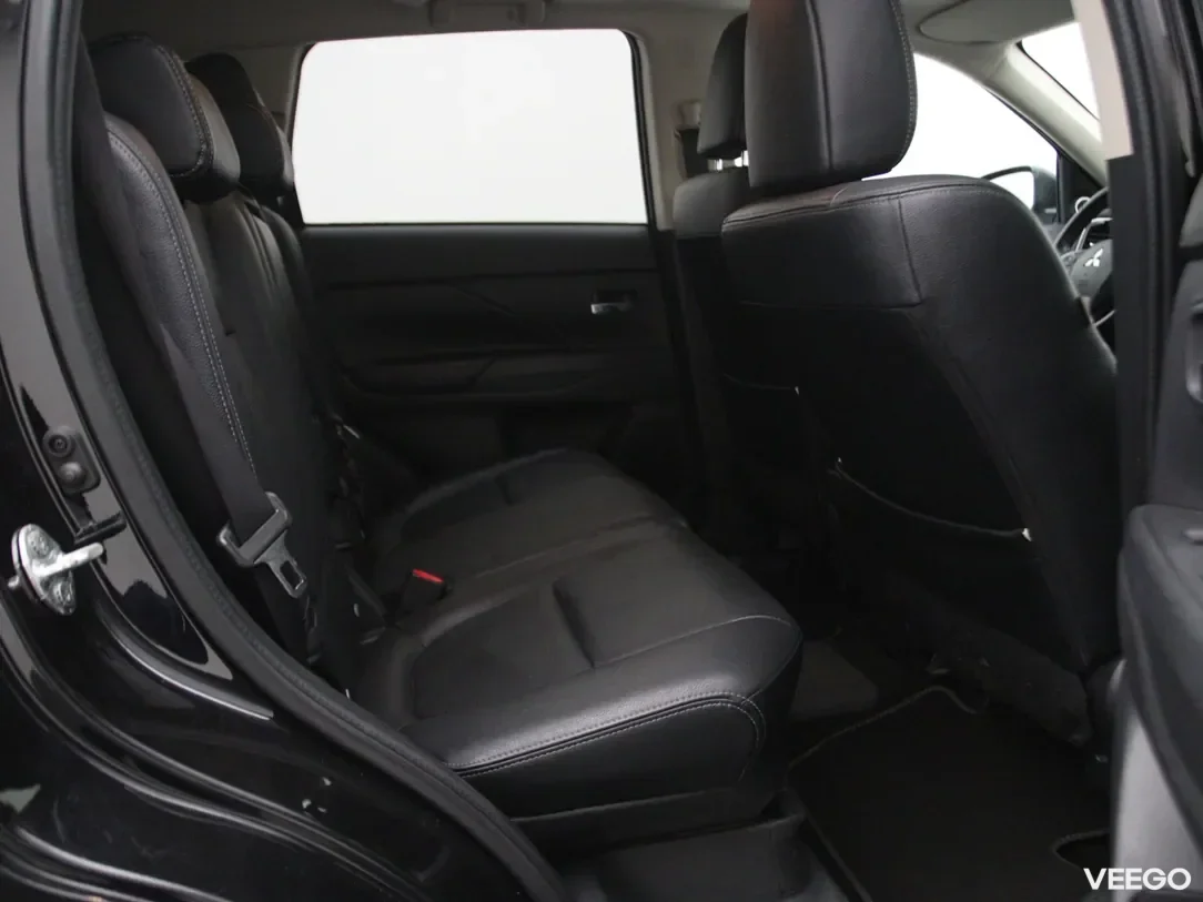 Mitsubishi Outlander 2 149kW