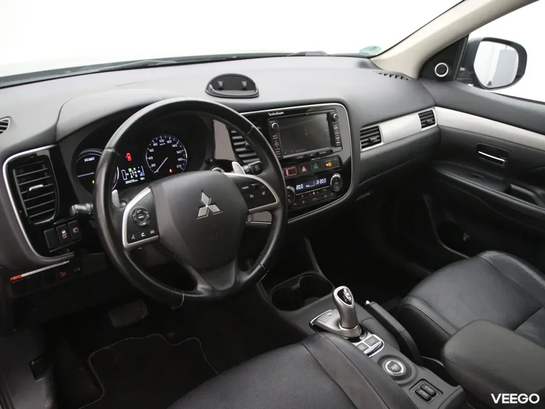 Mitsubishi Outlander 2 149kW