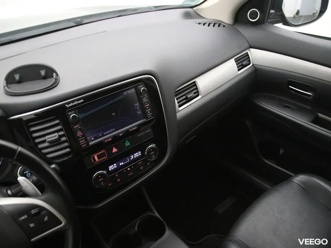 Mitsubishi Outlander 2 149kW