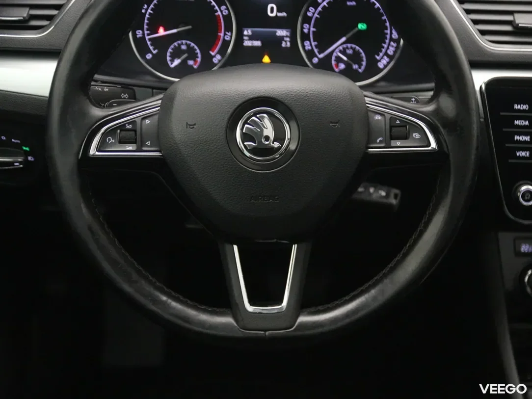 Skoda Superb 1.4 110kW