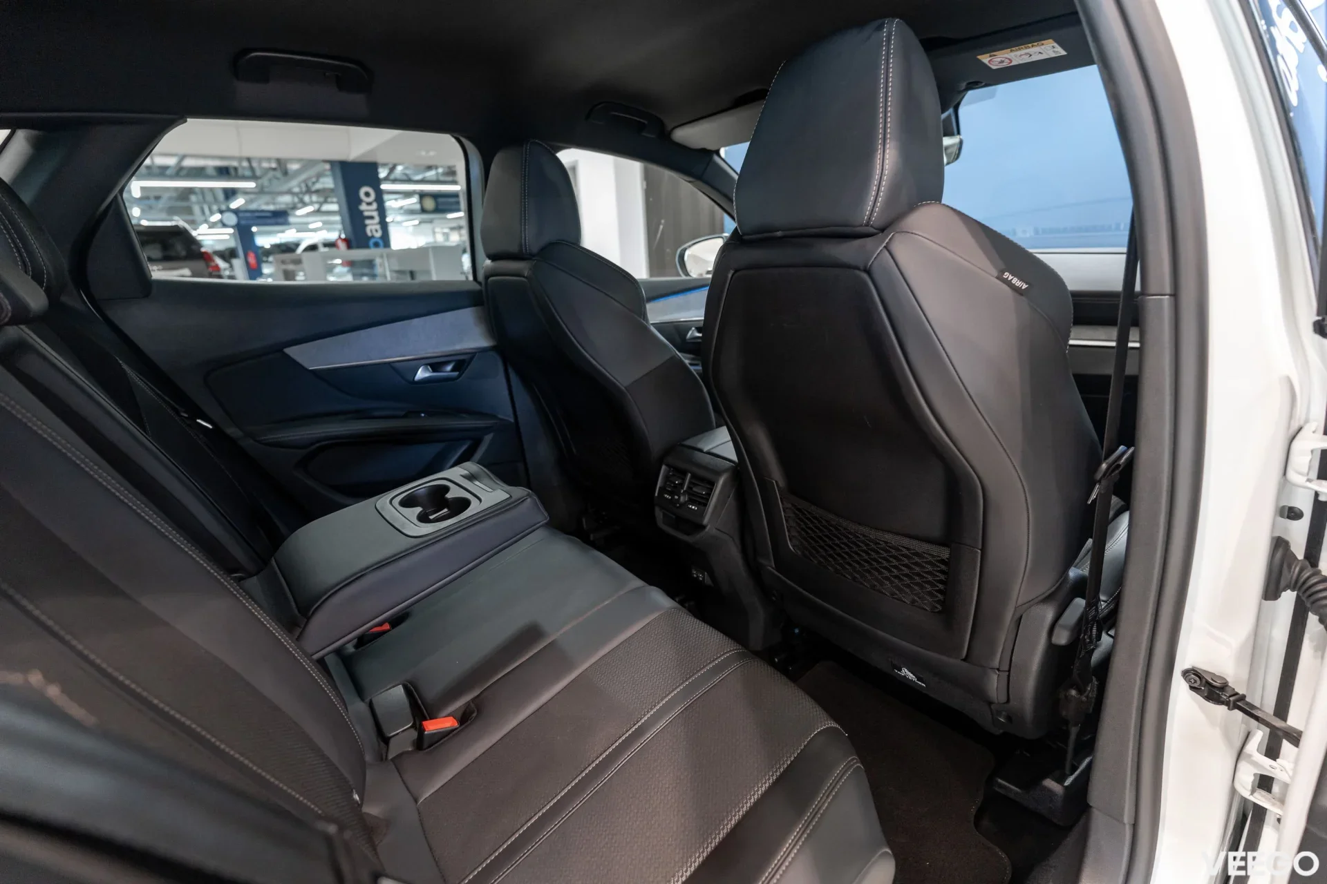 Peugeot 3008 GT-line / Black Pack Blue HDI 130 1.5 96kW