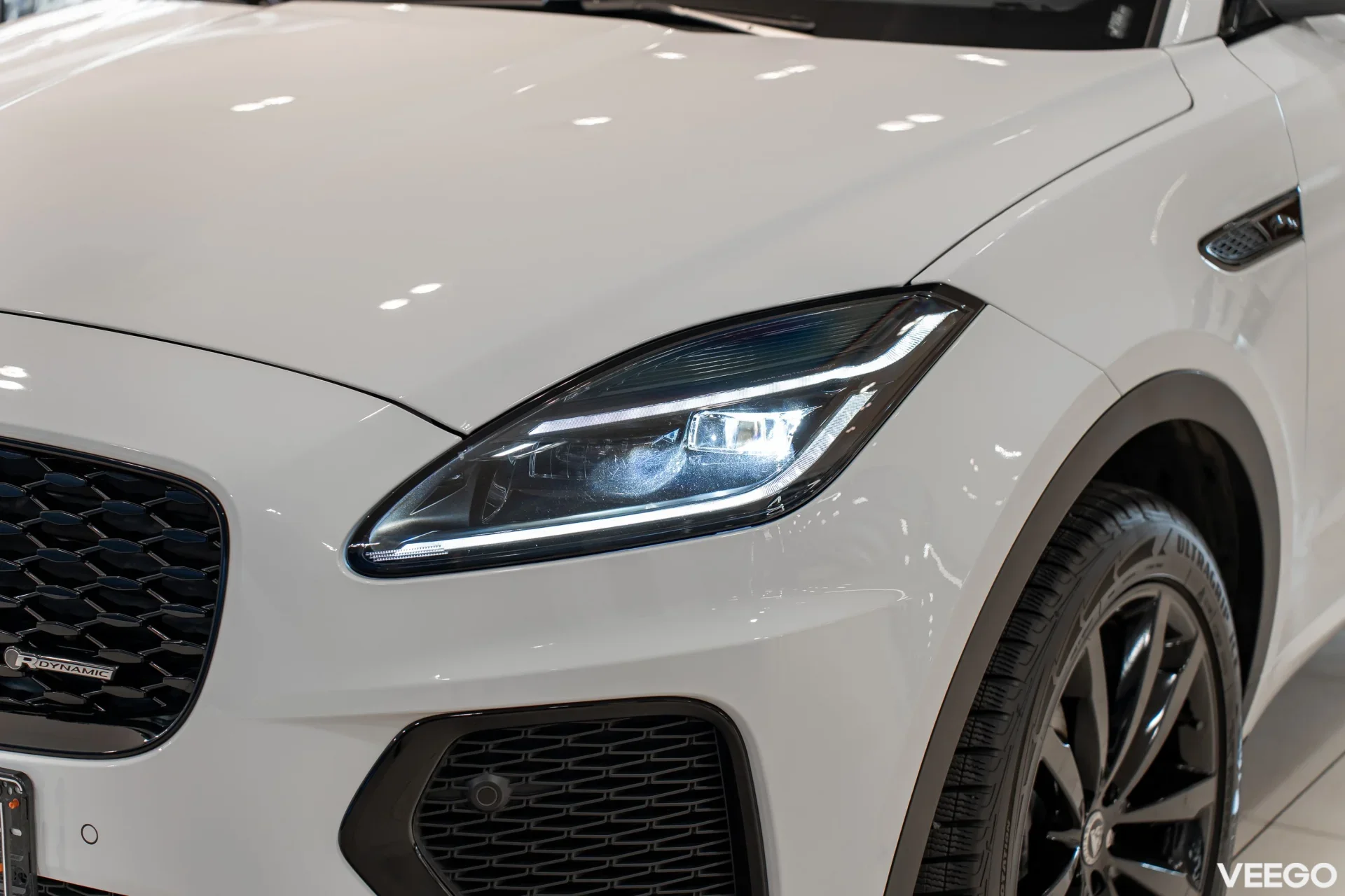 Jaguar E-Pace P250 R-Dynamic SE 2 183kW