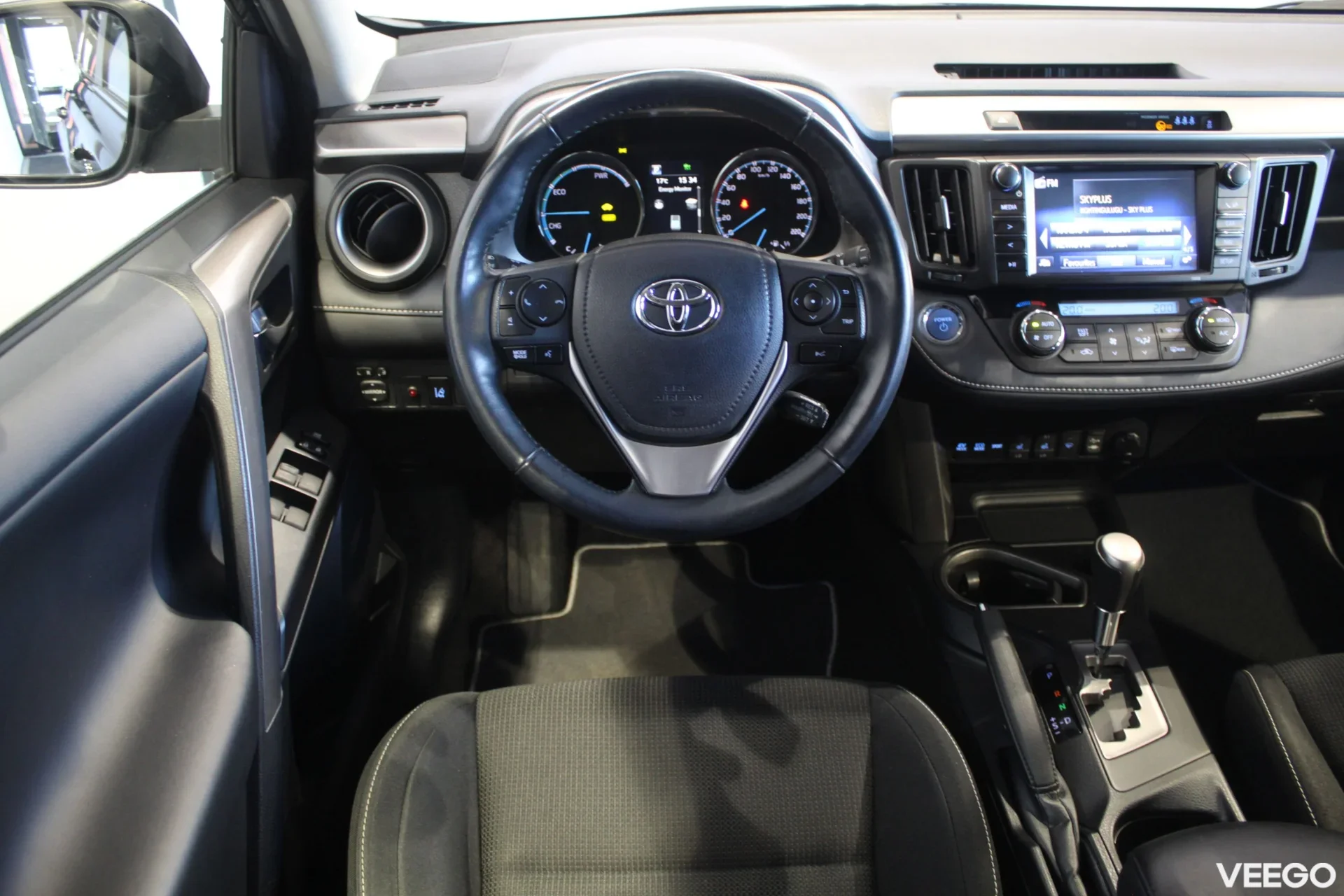 Toyota RAV4 Luxury Plus AWD 2.5 114kW