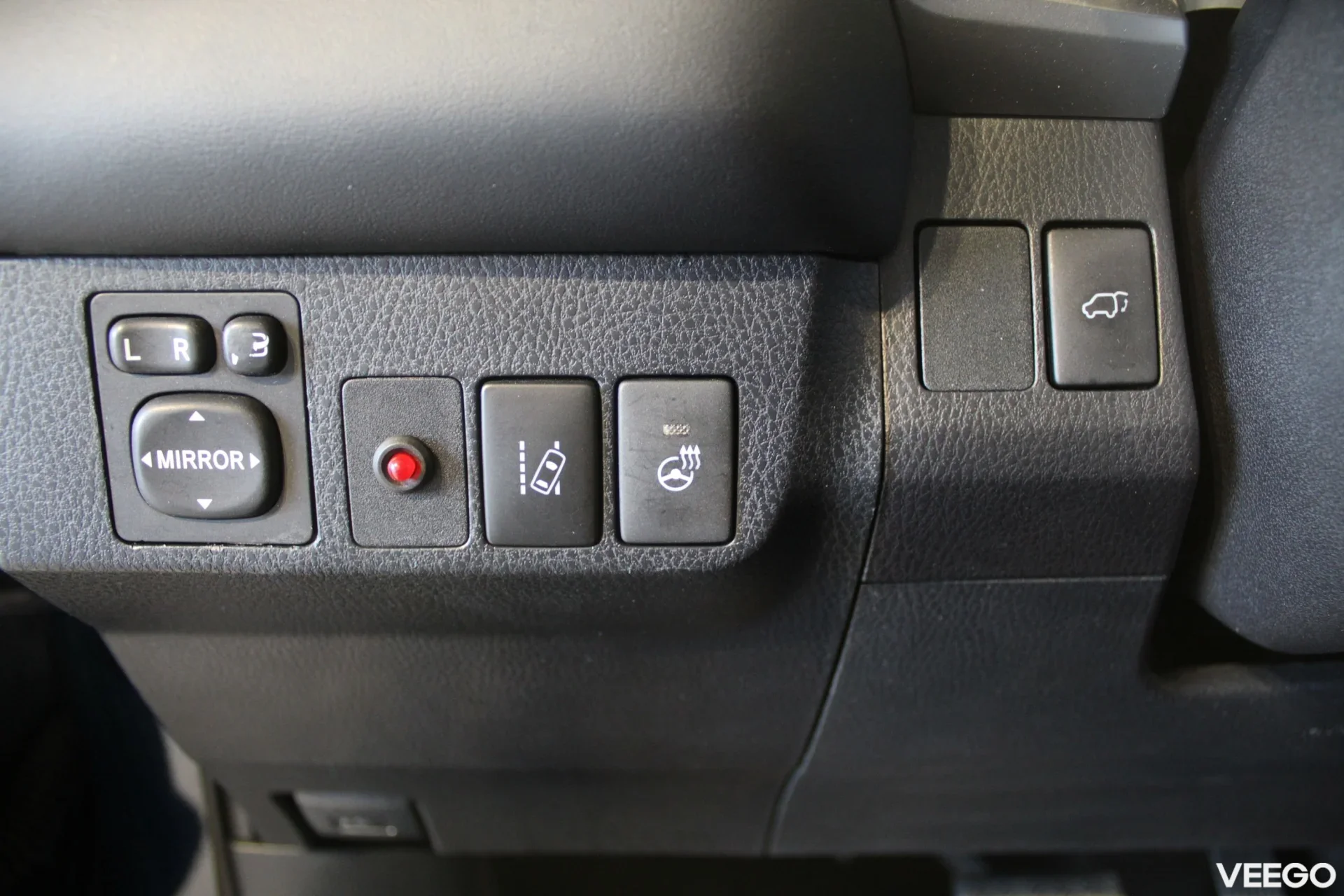 Toyota RAV4 Luxury Plus AWD 2.5 114kW