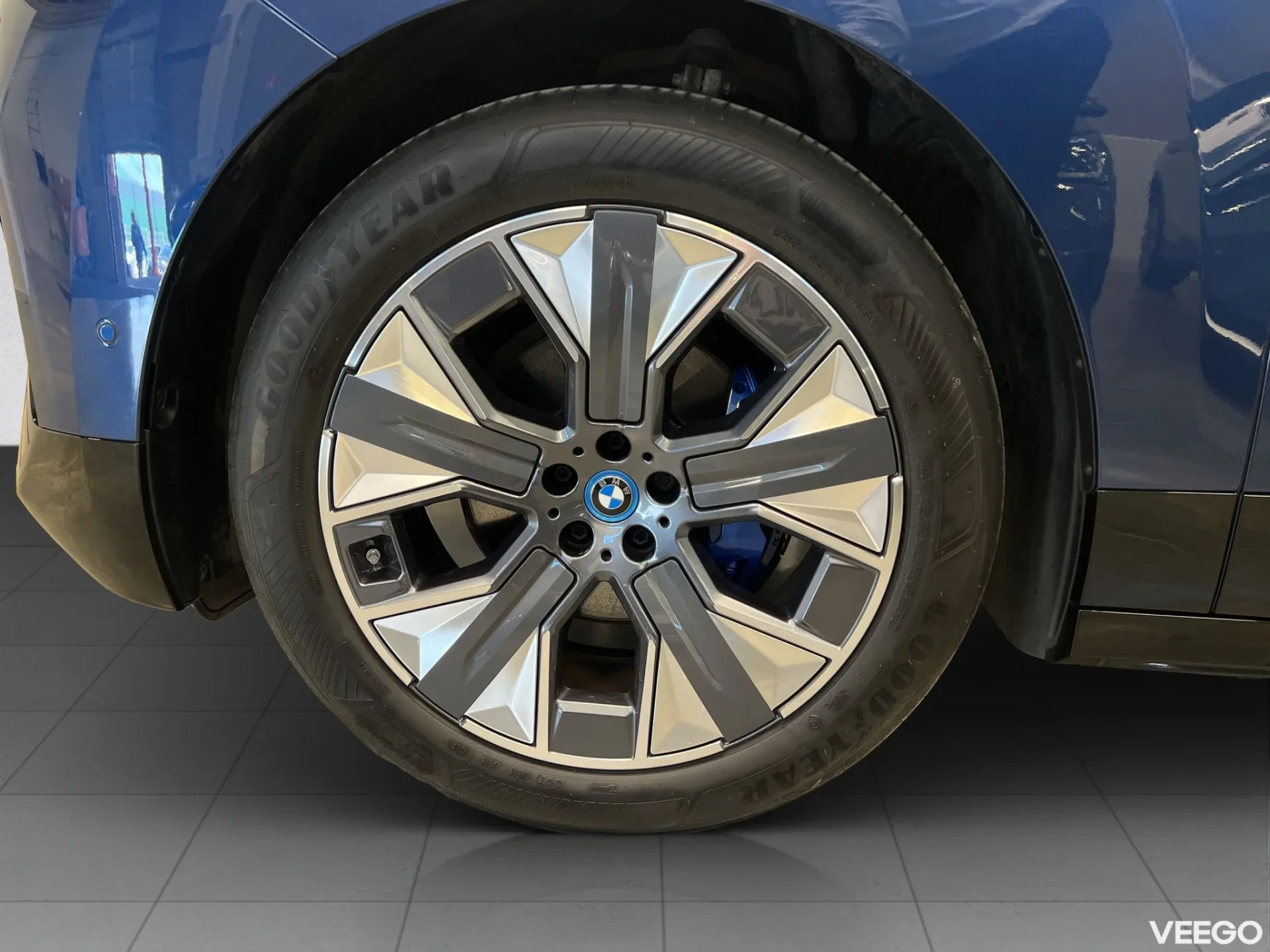 BMW iX - 240kW