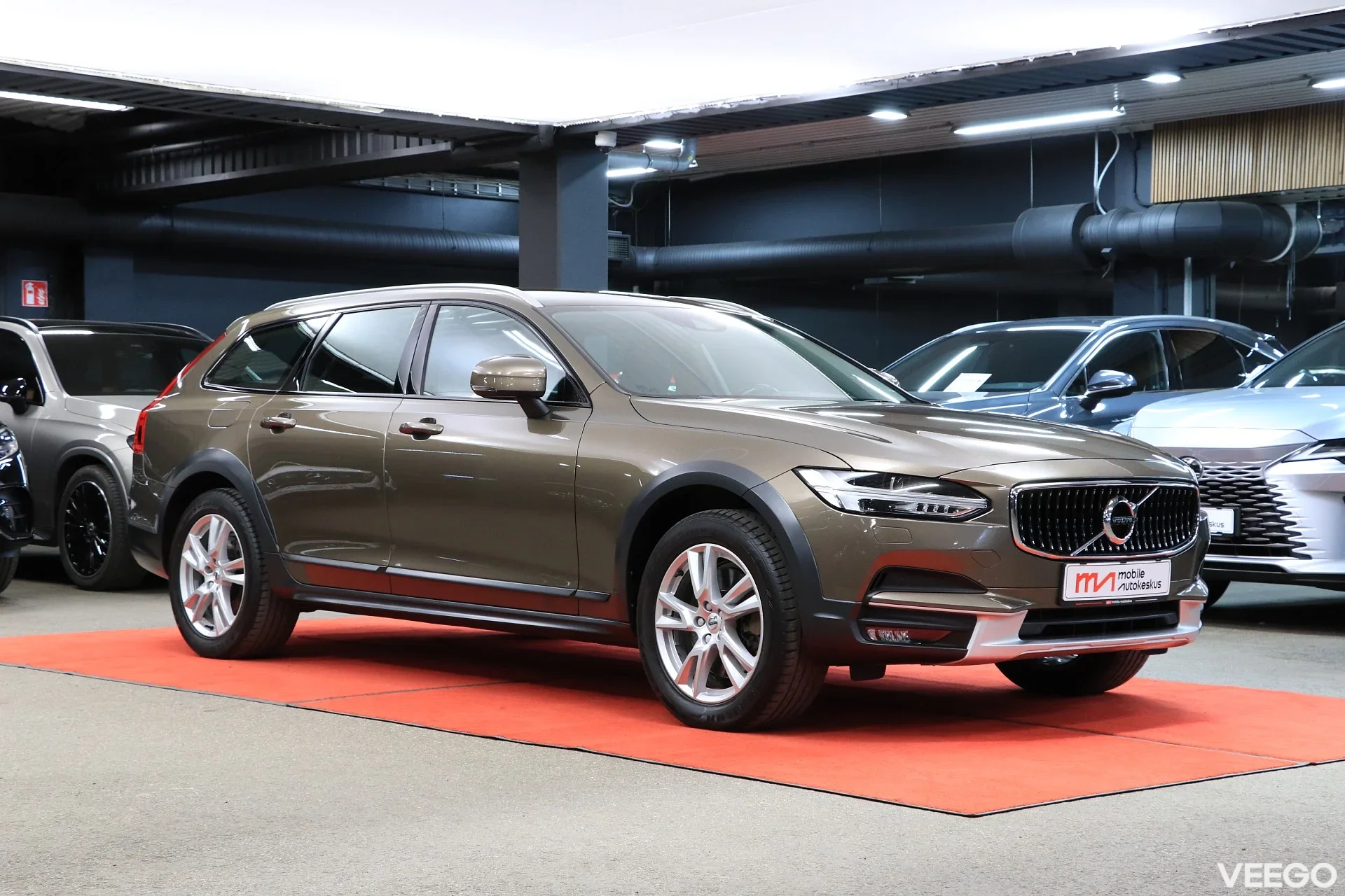 Volvo V90 Cross Country 2.0 140kW