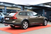 Volvo V90 Cross Country 2.0 140kW thumbnail