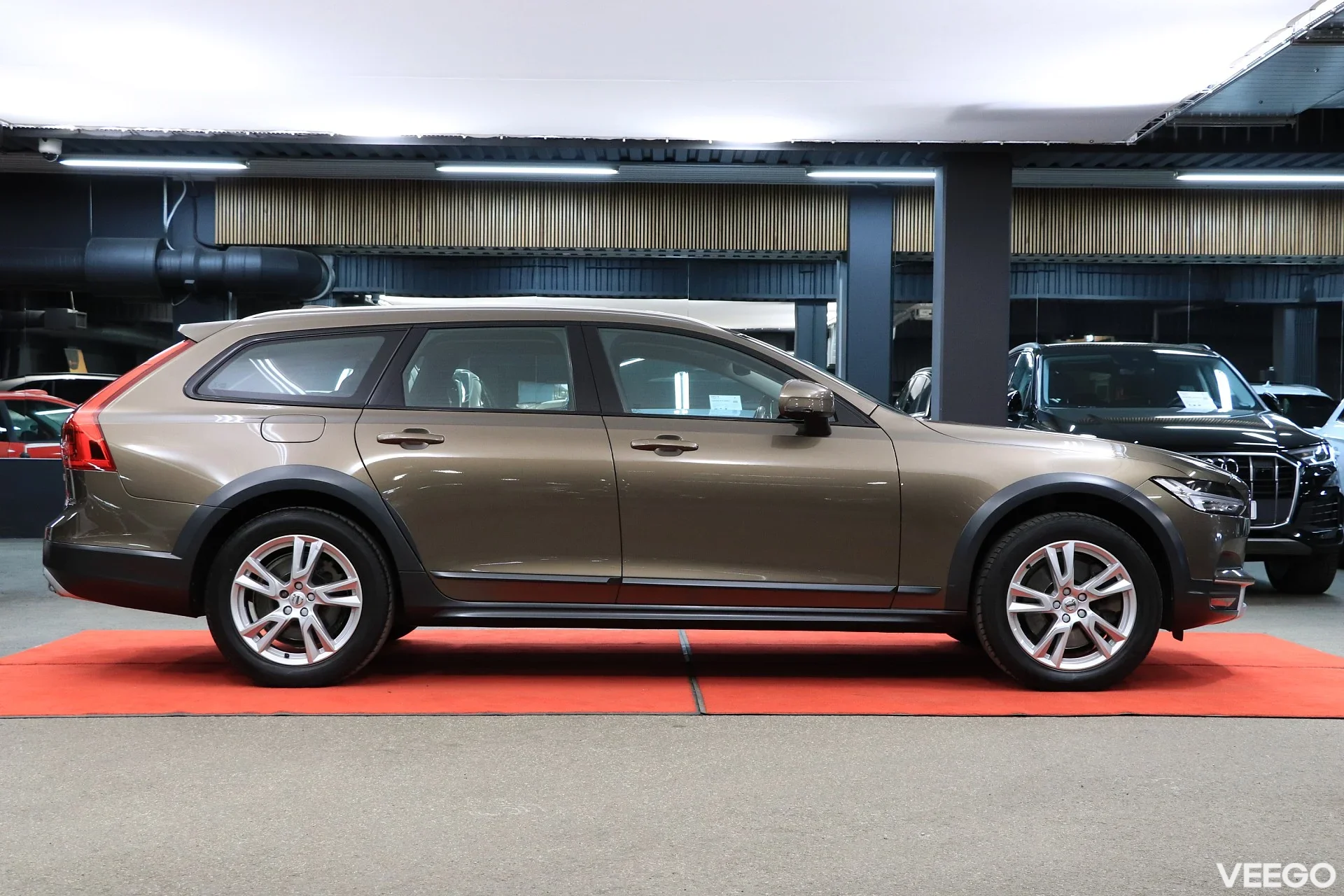 Volvo V90 Cross Country 2.0 140kW
