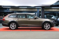 Volvo V90 Cross Country 2.0 140kW thumbnail