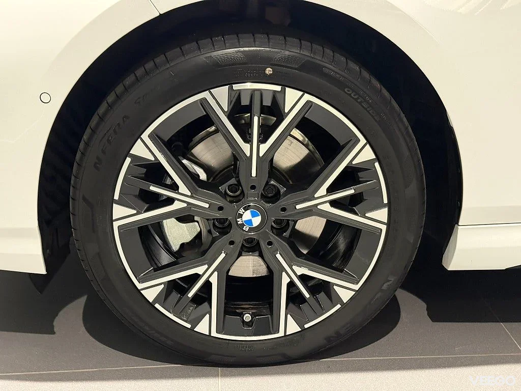 BMW 120 M Sport Design Tonade Rutor Rattvärme 18" Park Assist