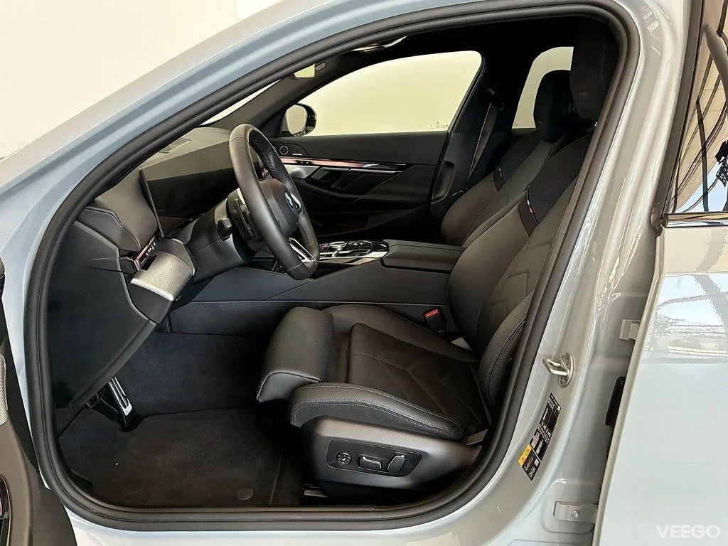 BMW 530 xDrive Touring M Sport Drag H/K Rattvärme Adpt Farth