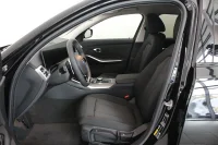 BMW 330 xDrive Touring Drag Rattvärme Adptfarth Park Assist