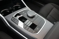 BMW 330 xDrive Touring Drag Rattvärme Adptfarth Park Assist