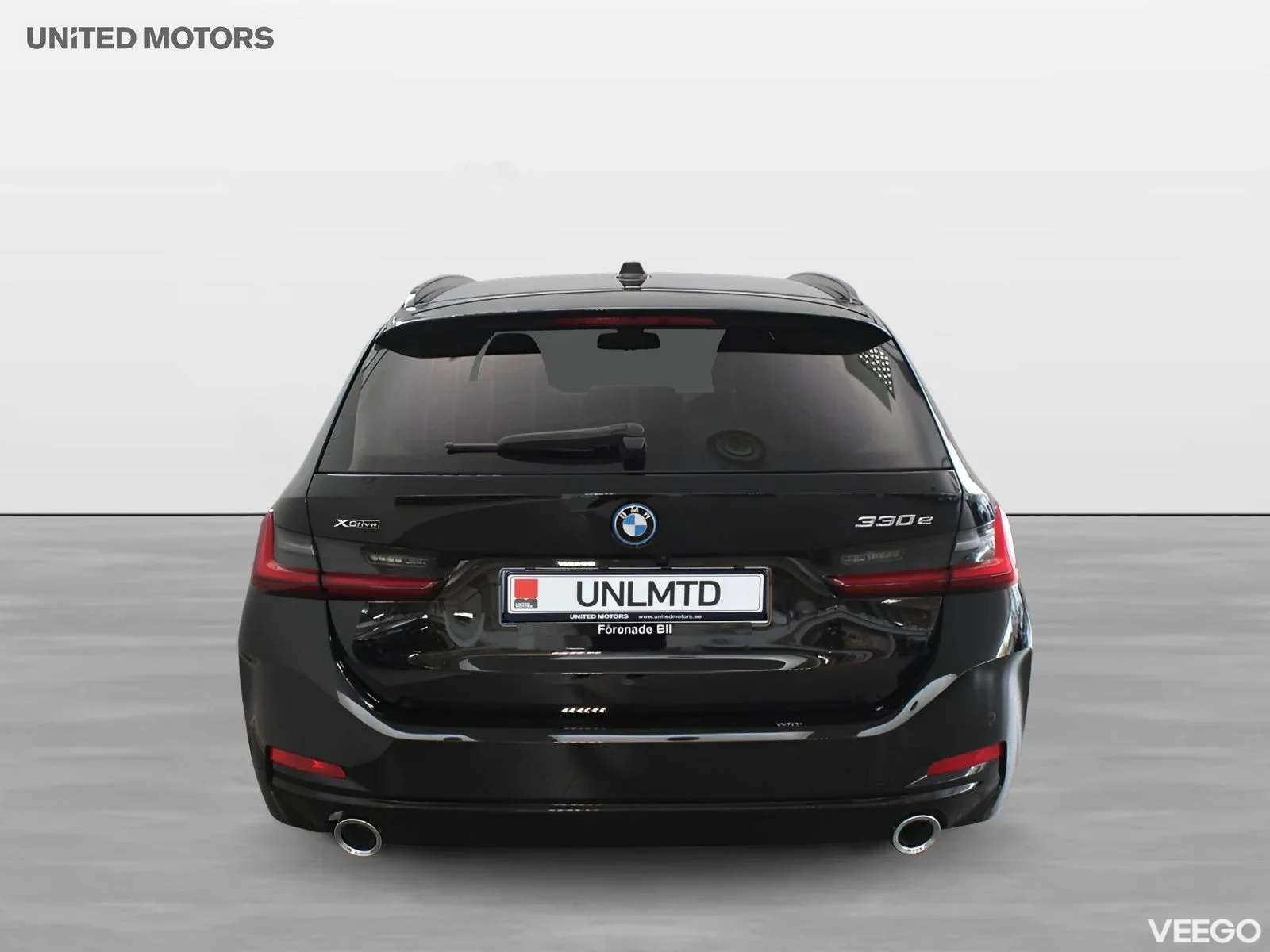 BMW 330 xDrive Touring Drag Rattvärme Adptfarth Park Assist