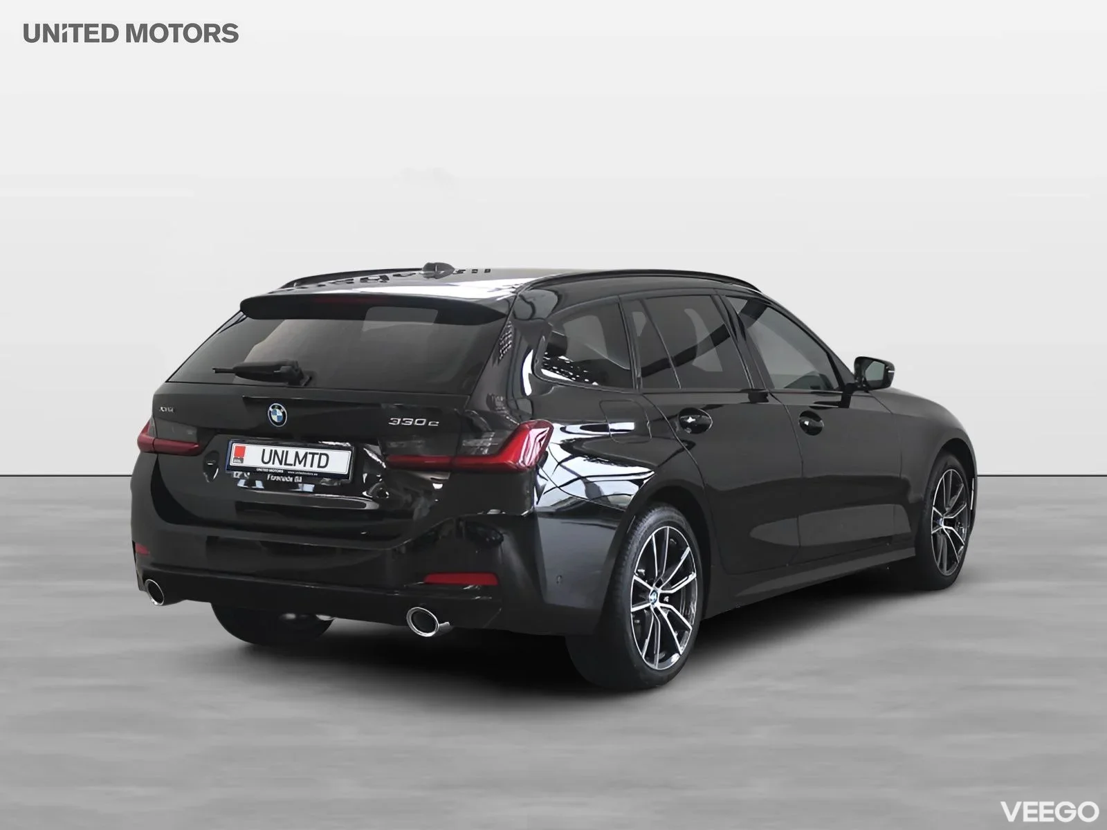 BMW 330 xDrive Touring Drag Rattvärme Adptfarth Park Assist