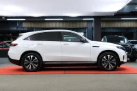 Mercedes-Benz EQC 400 4MATIC 0.0 300kW thumbnail