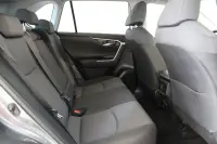 Toyota RAV4 Luxury Comfort pakett FWD 2 129kW thumbnail