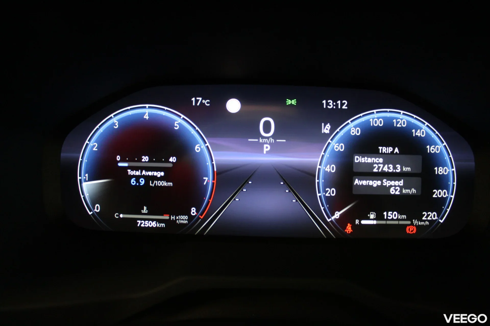 Toyota RAV4 Luxury Comfort pakett FWD 2 129kW