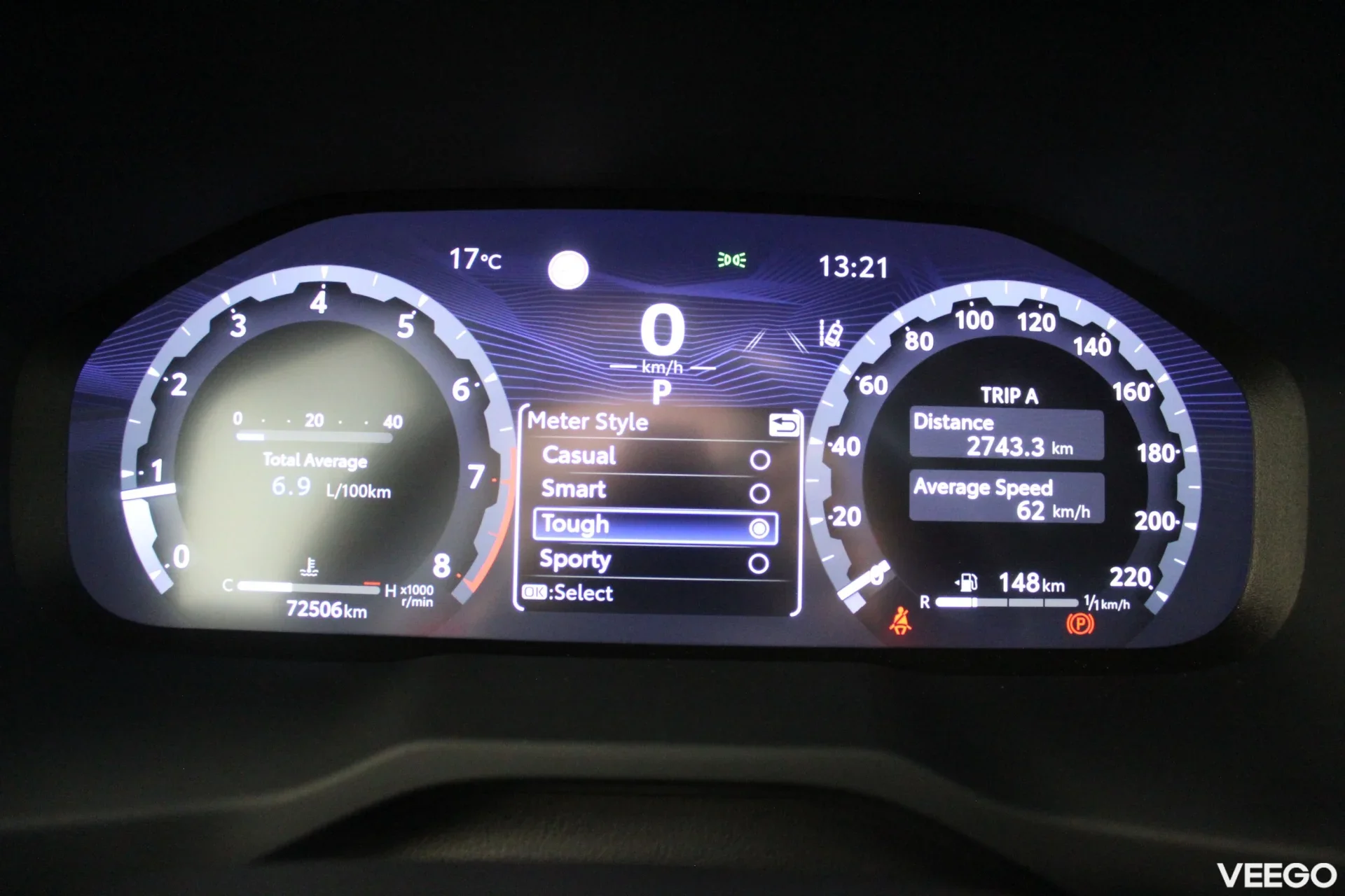 Toyota RAV4 Luxury Comfort pakett FWD 2 129kW