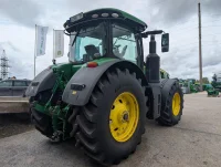 John Deere 8295R e23 217kW thumbnail