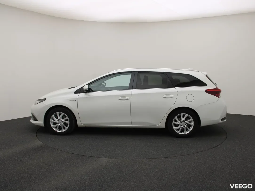 Toyota Auris 1.8 100kW