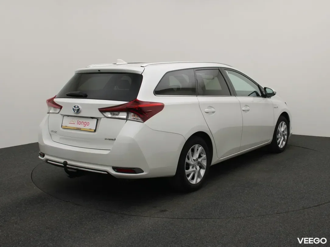 Toyota Auris 1.8 100kW