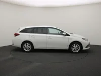 Toyota Auris 1.8 100kW thumbnail