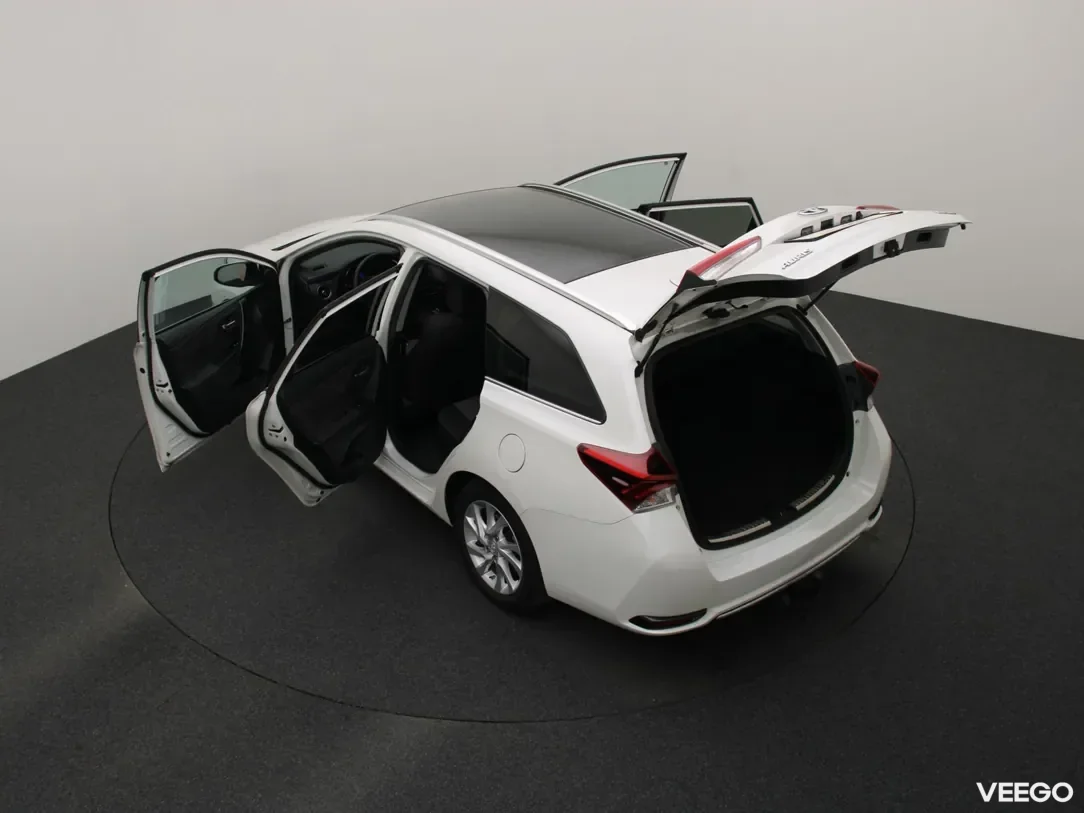 Toyota Auris 1.8 100kW