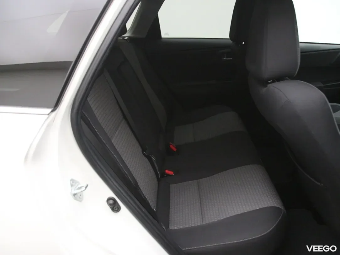 Toyota Auris 1.8 100kW