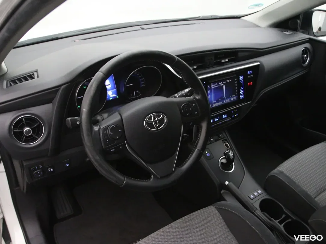 Toyota Auris 1.8 100kW