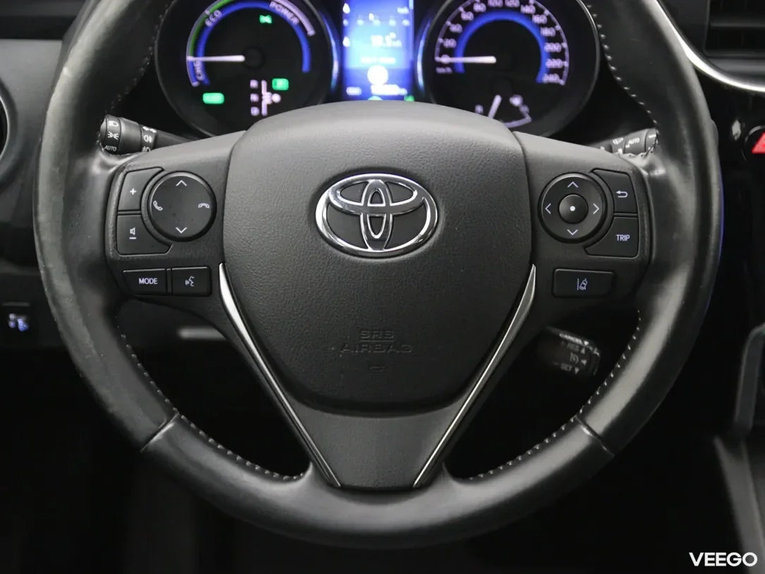Toyota Auris 1.8 100kW