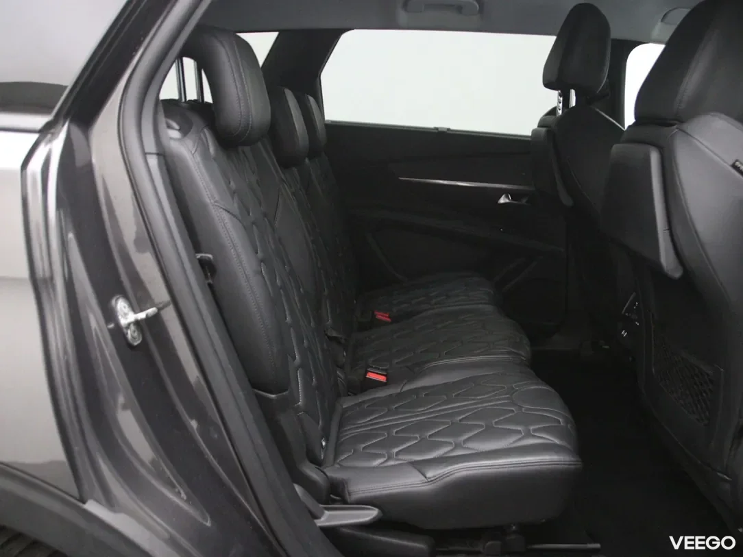 Peugeot 5008 1.5 96kW