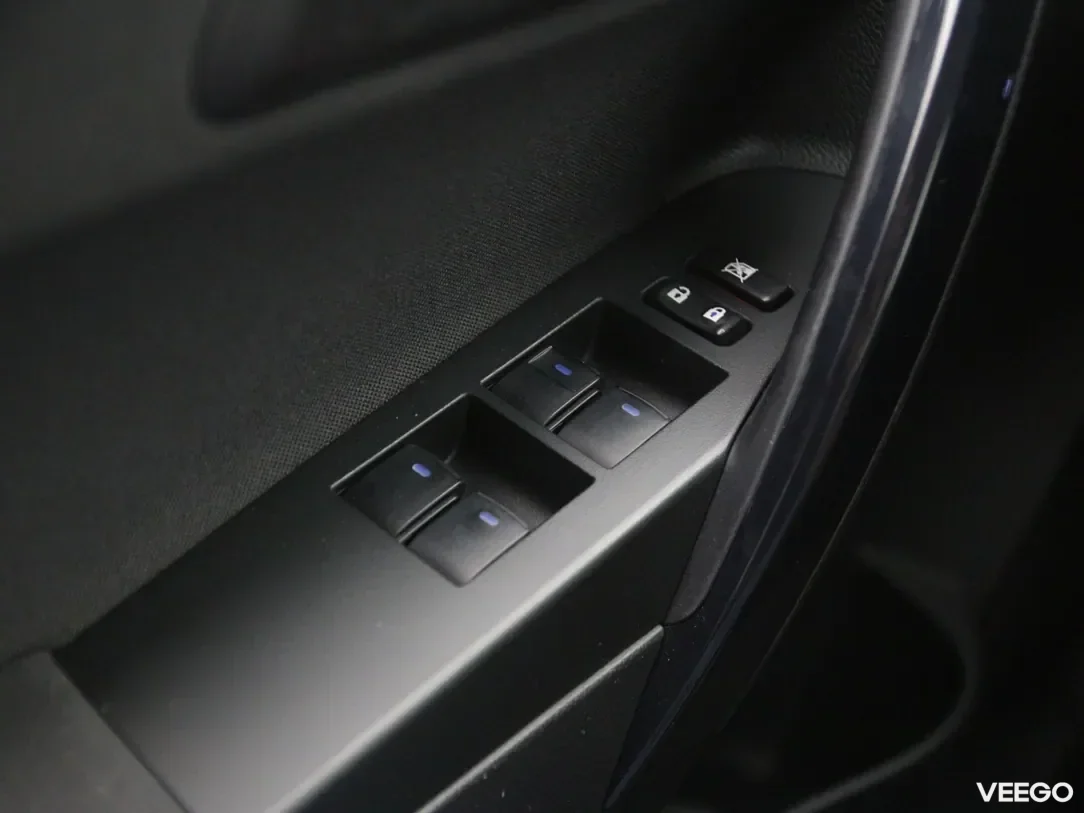 Toyota Auris 1.8 100kW