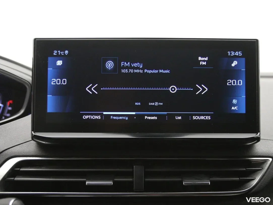 Peugeot 5008 1.5 96kW