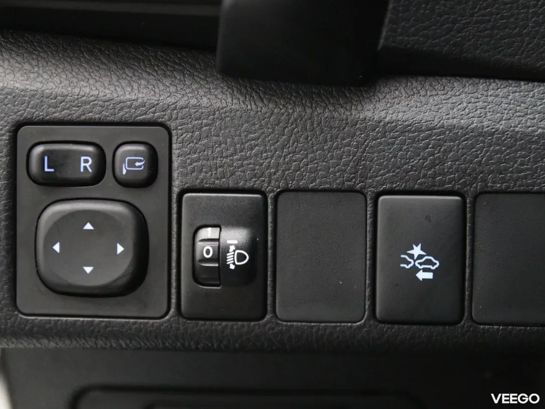 Toyota Auris 1.8 100kW