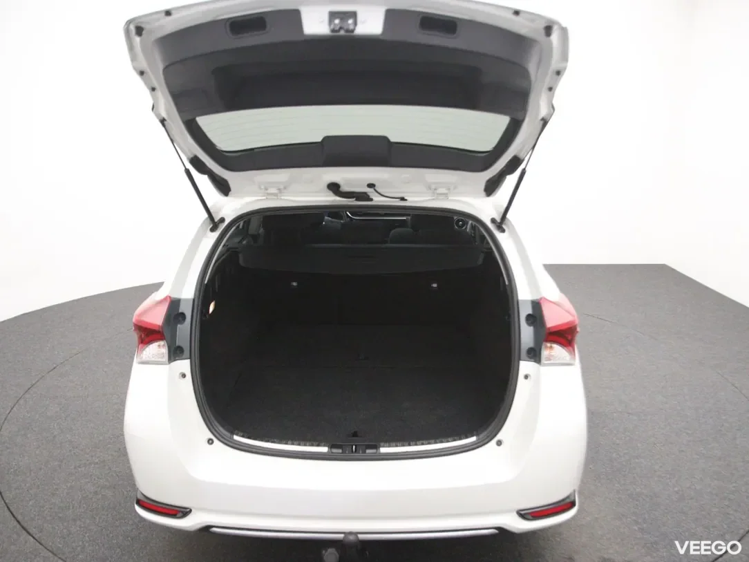 Toyota Auris 1.8 100kW