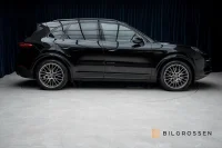 Porsche Cayenne E-Hybrid Platinum Edition Pano BOSE Hud MOMS 340kW