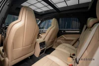 Porsche Cayenne E-Hybrid Platinum Edition Pano BOSE Hud MOMS 340kW