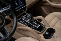 Porsche Cayenne E-Hybrid Platinum Edition Pano BOSE Hud MOMS 340kW