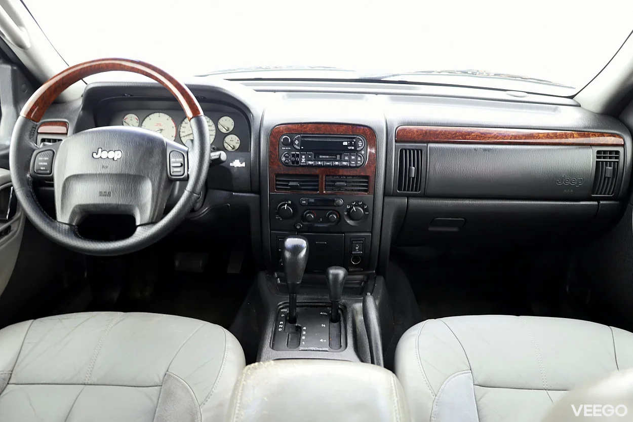 Jeep Grand Cherokee 2.7 121kW