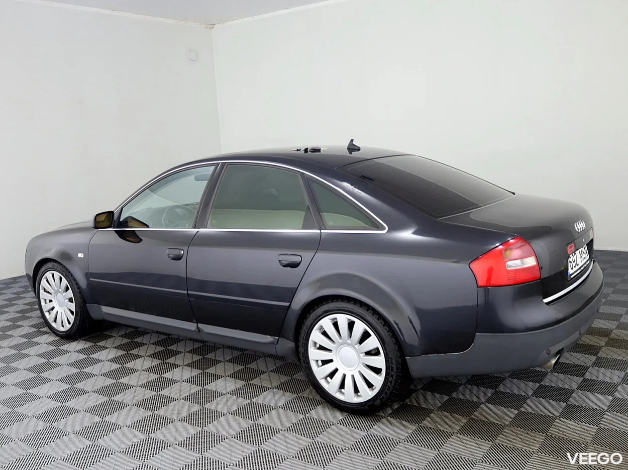 Audi A6 4.2 221kW