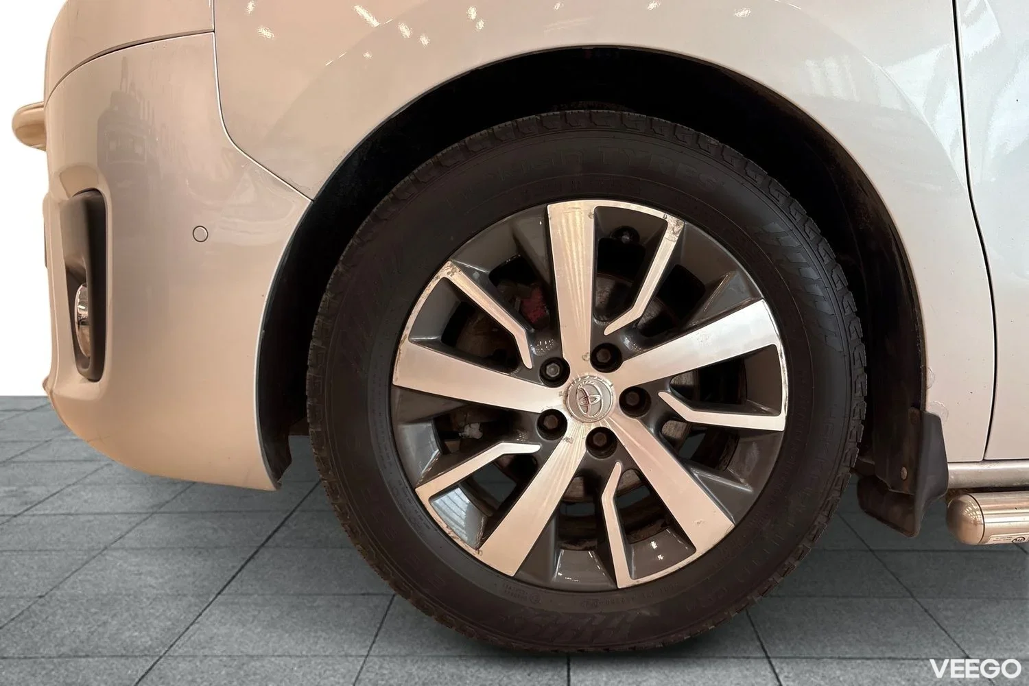 Toyota Proace Long Single Door Shuttle 2 130kW