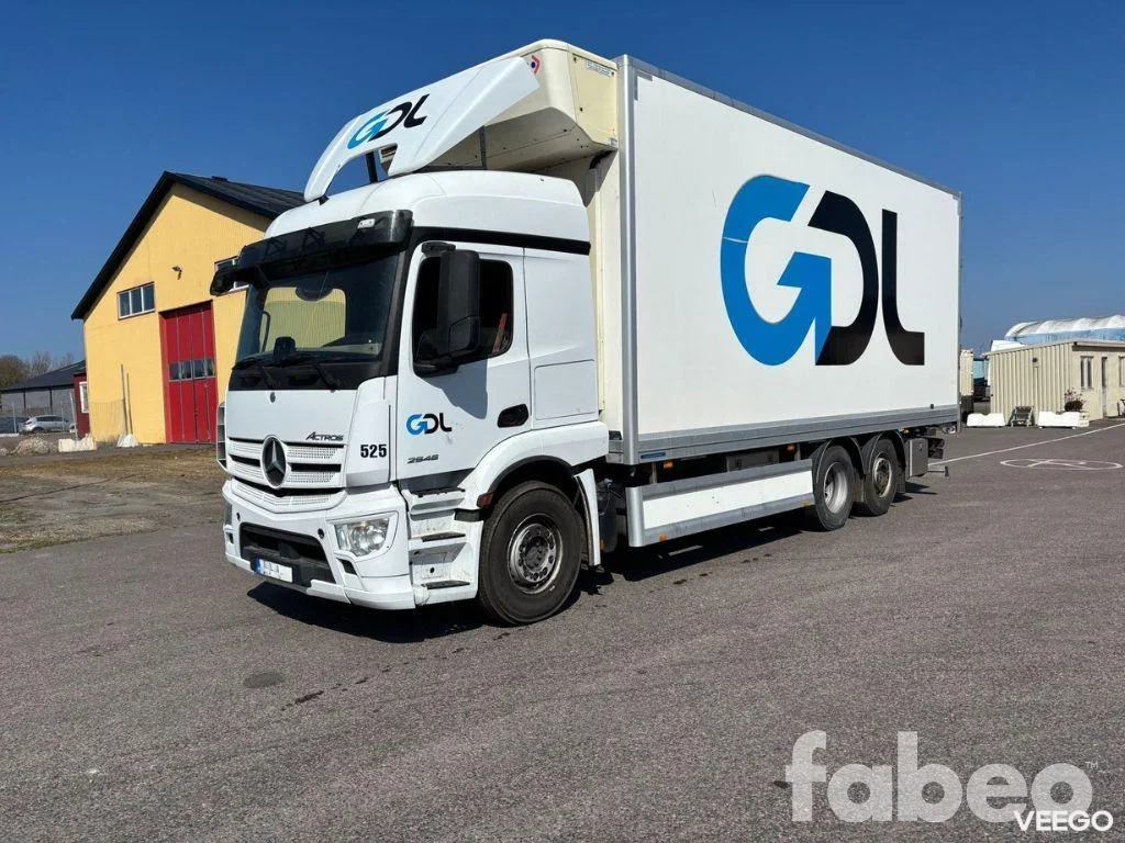 Mercedes-Benz Actros Skåpbil (128837) 335kW