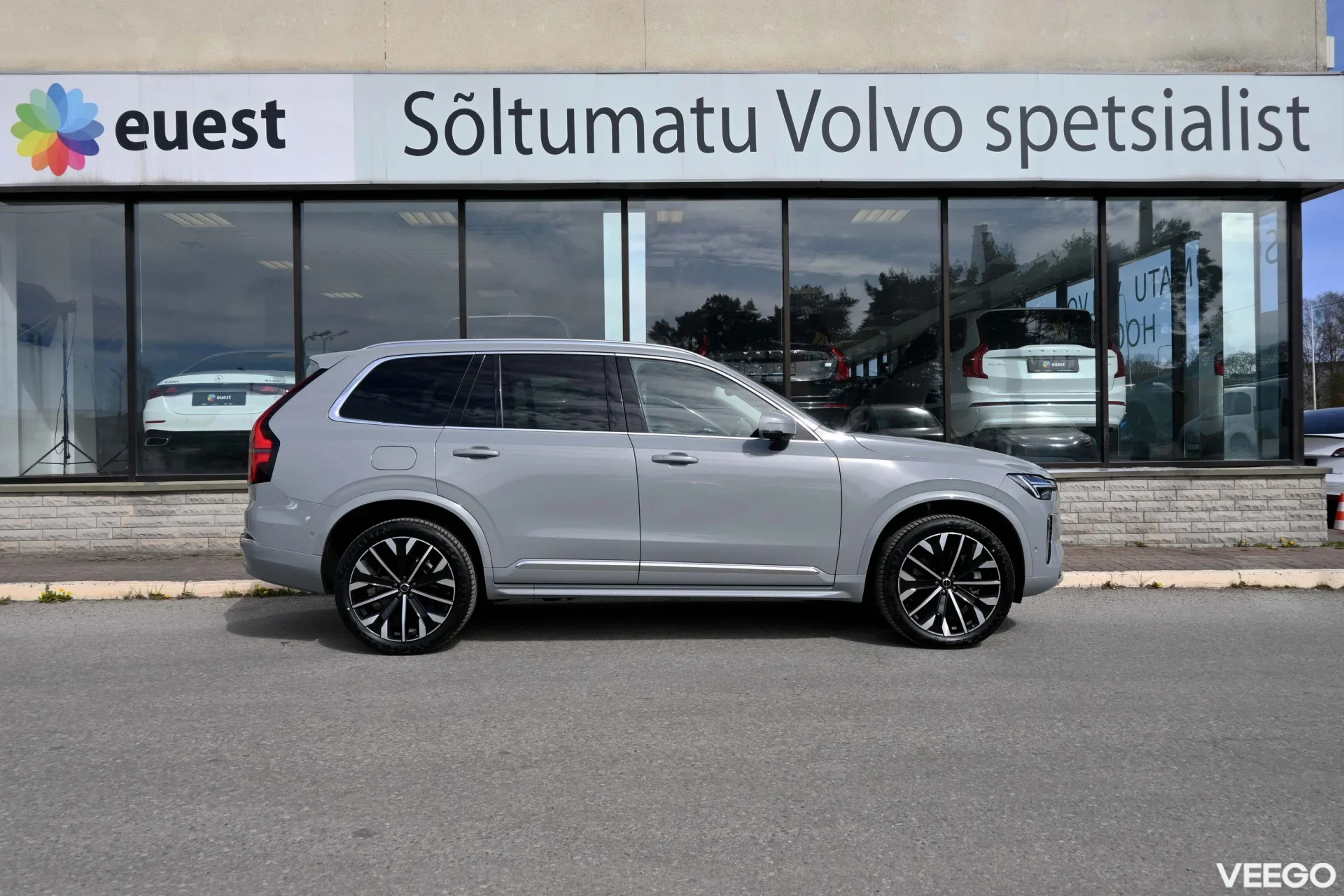 Volvo XC90 AWD H&K BRIGHT XENIUM INTELLI MY26 2 335kW