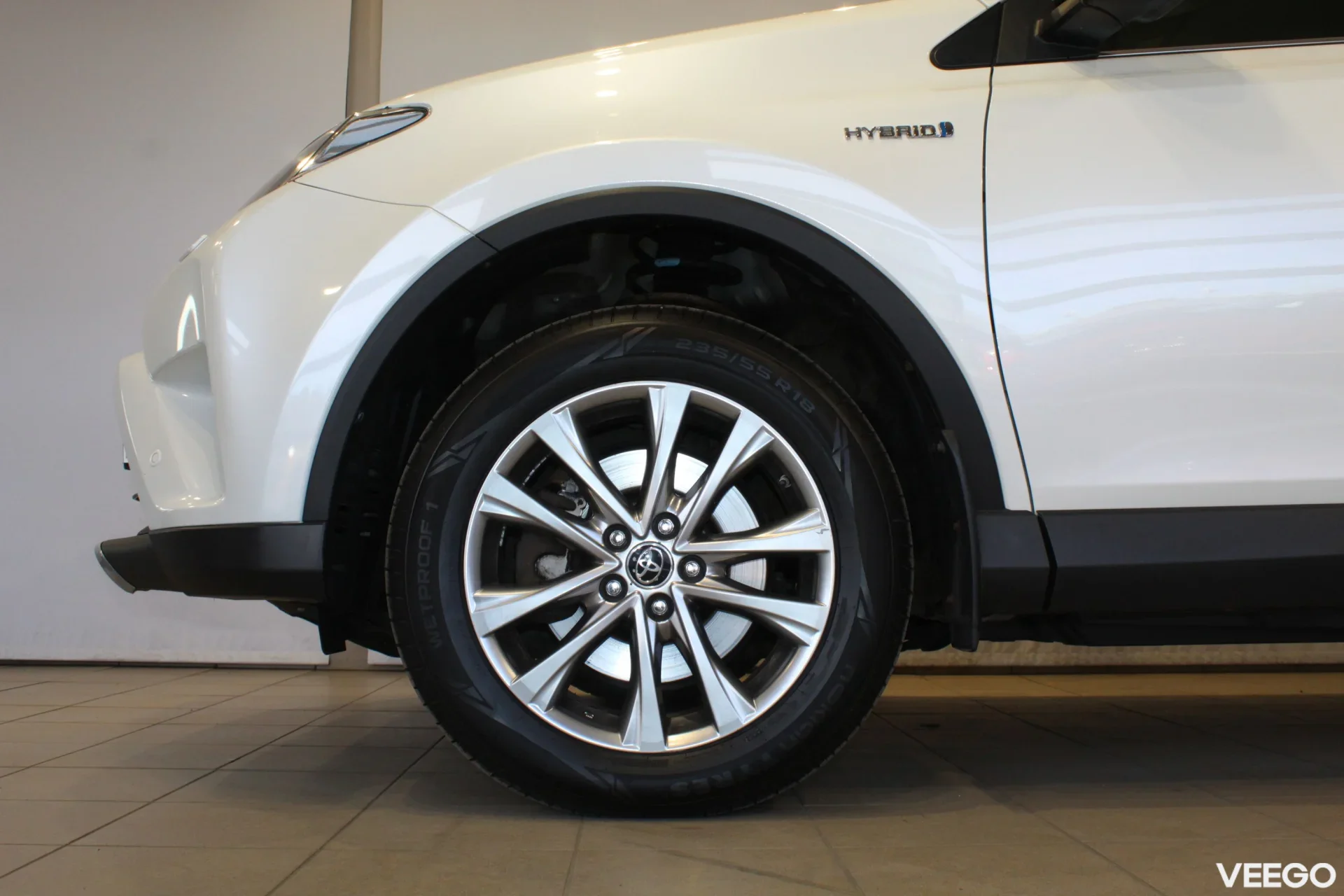 Toyota RAV4 Premium 2.5 114kW