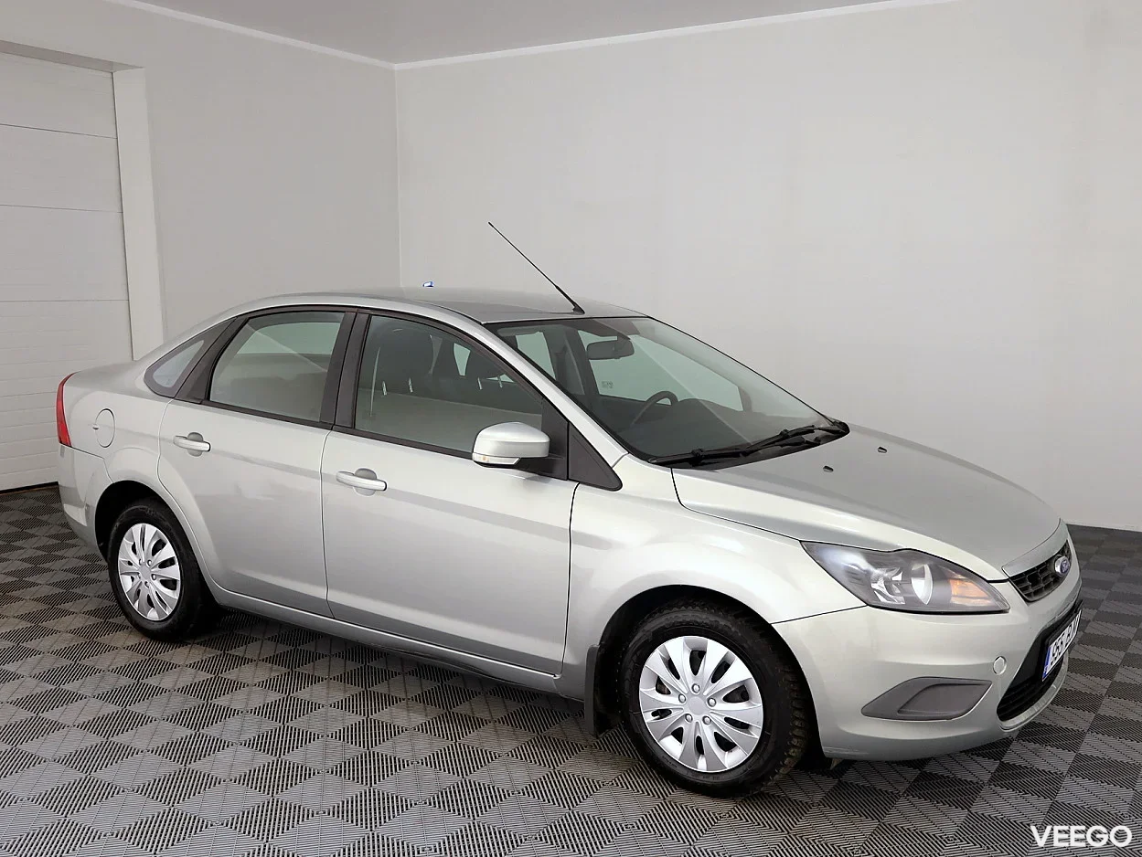 Ford Focus 1.6 74kW