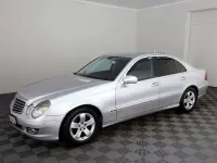 Mercedes-Benz E220 2.1 125kW thumbnail