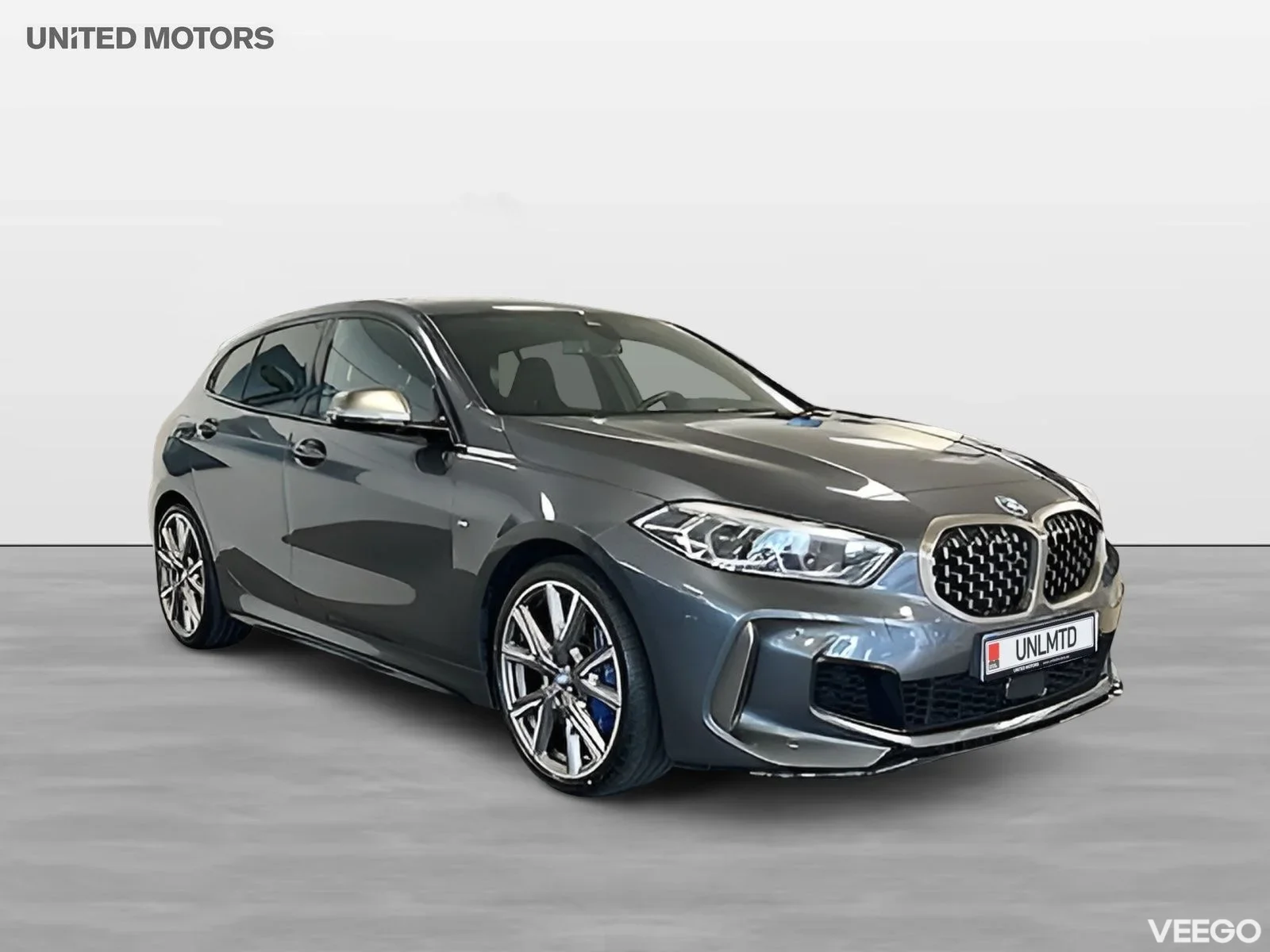 BMW M135 xDrive M-Sport Panorama Keyless Elstolar med minne H/K